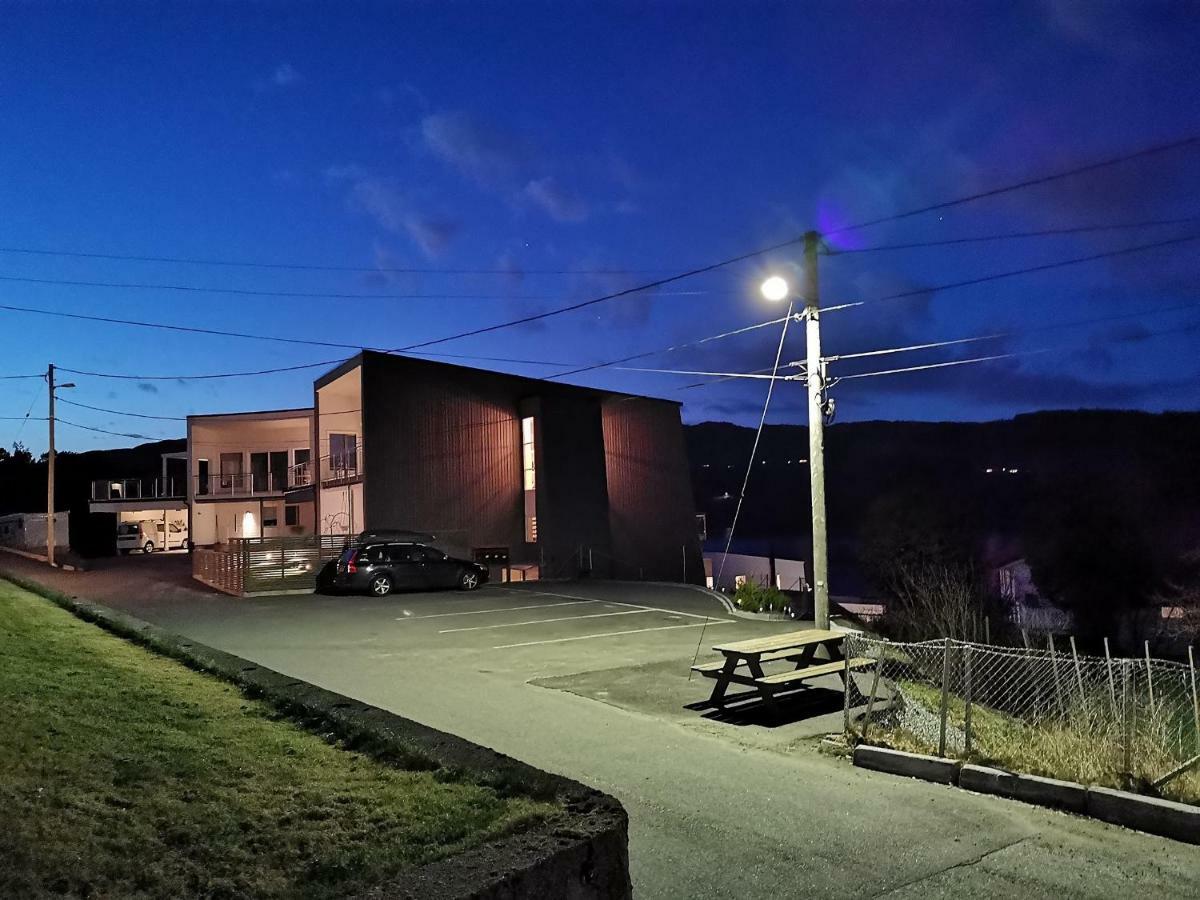Bjornestrand Fjordside View Bergen Exterior photo